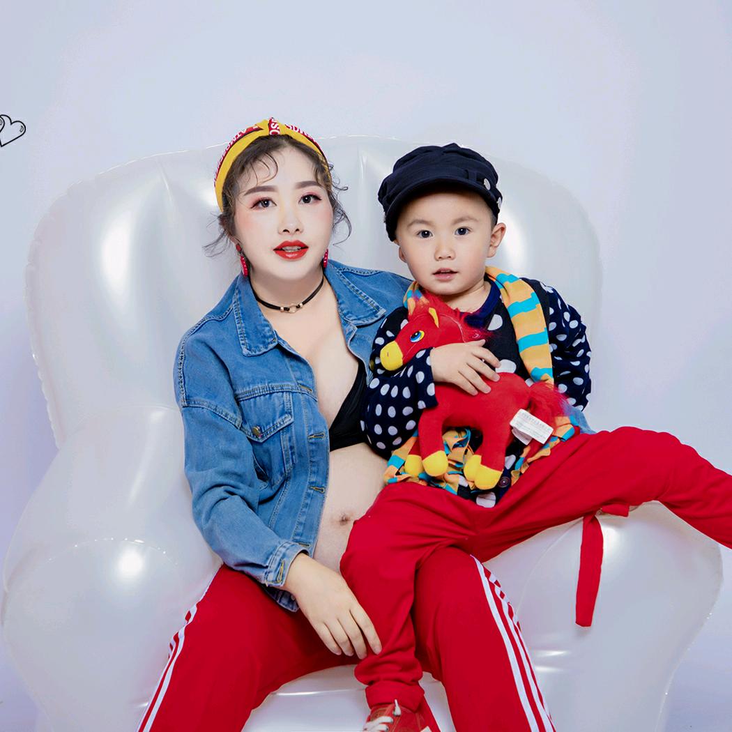 李芳😍😍😍😍