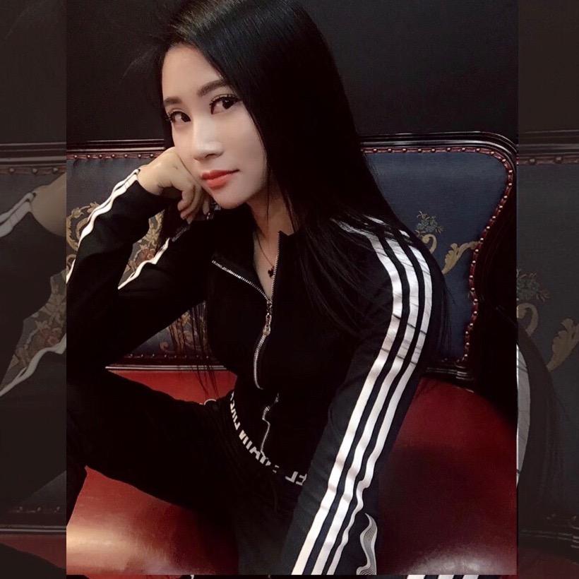 👑多啦娃娃👑