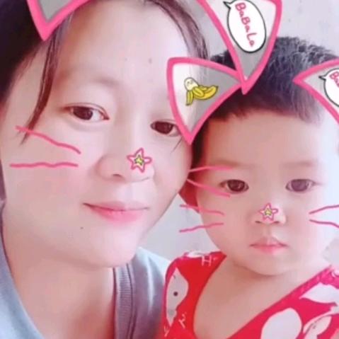 我在静静地看着你长大