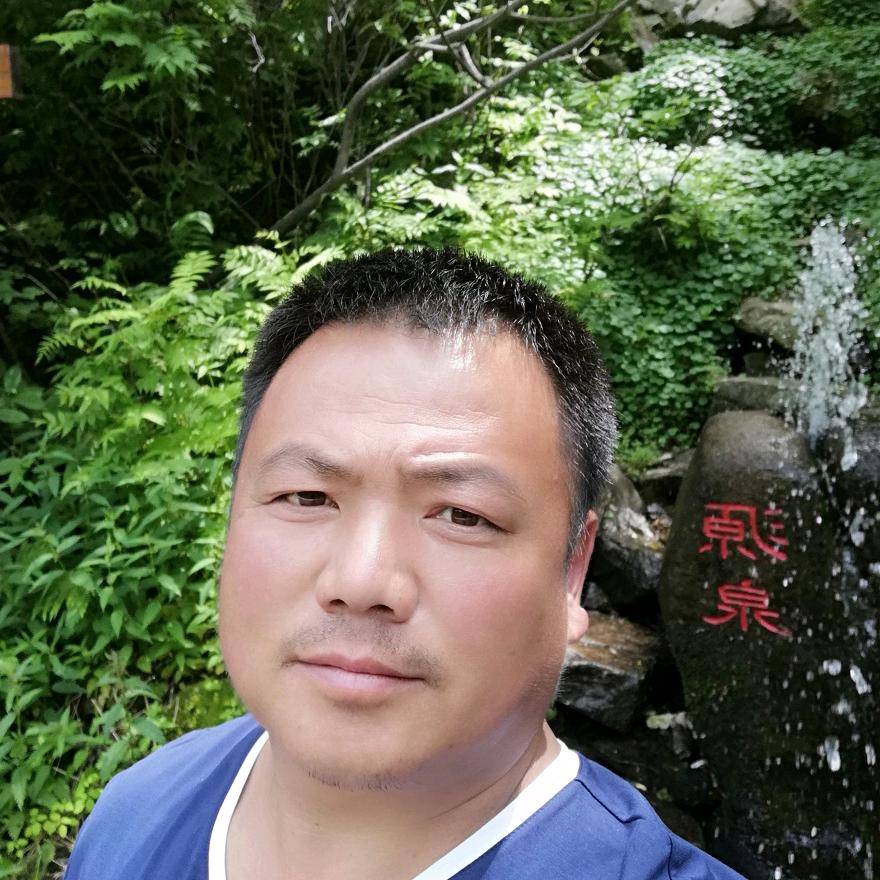 李青山