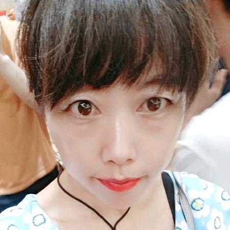 东台卖房子的小姐姐