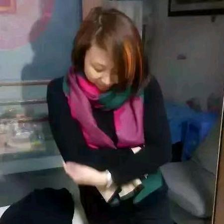 周蒽卉