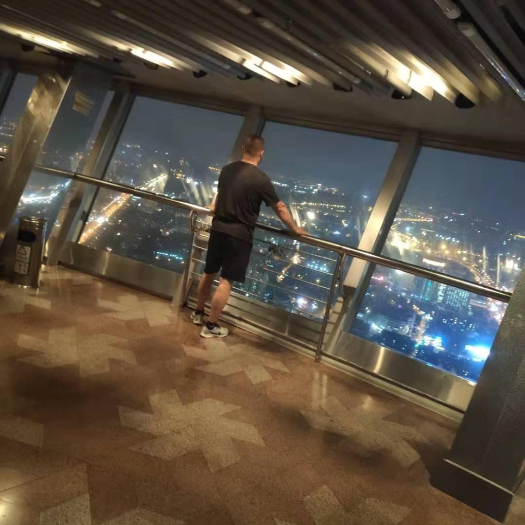 熟悉的陌生人