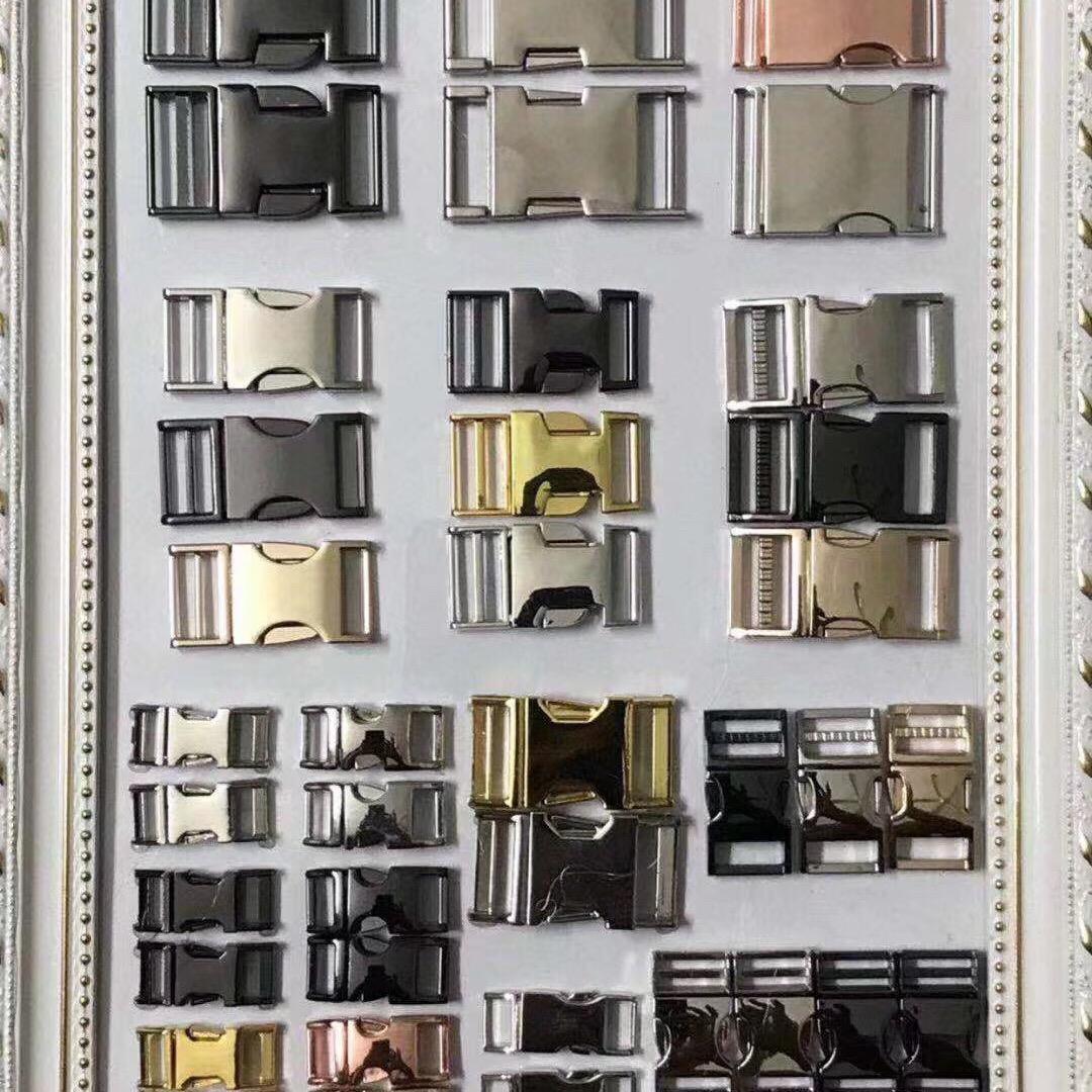 雄利成手袋五金