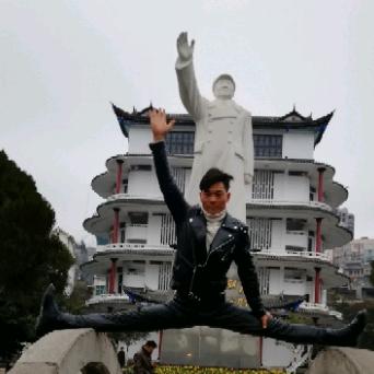 果珠抹灰大神龙哥