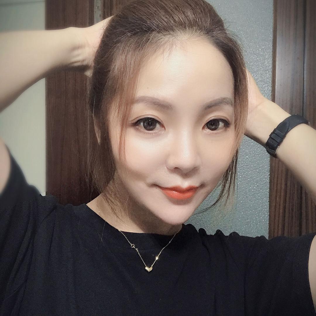 巴黎春天黄姐姐