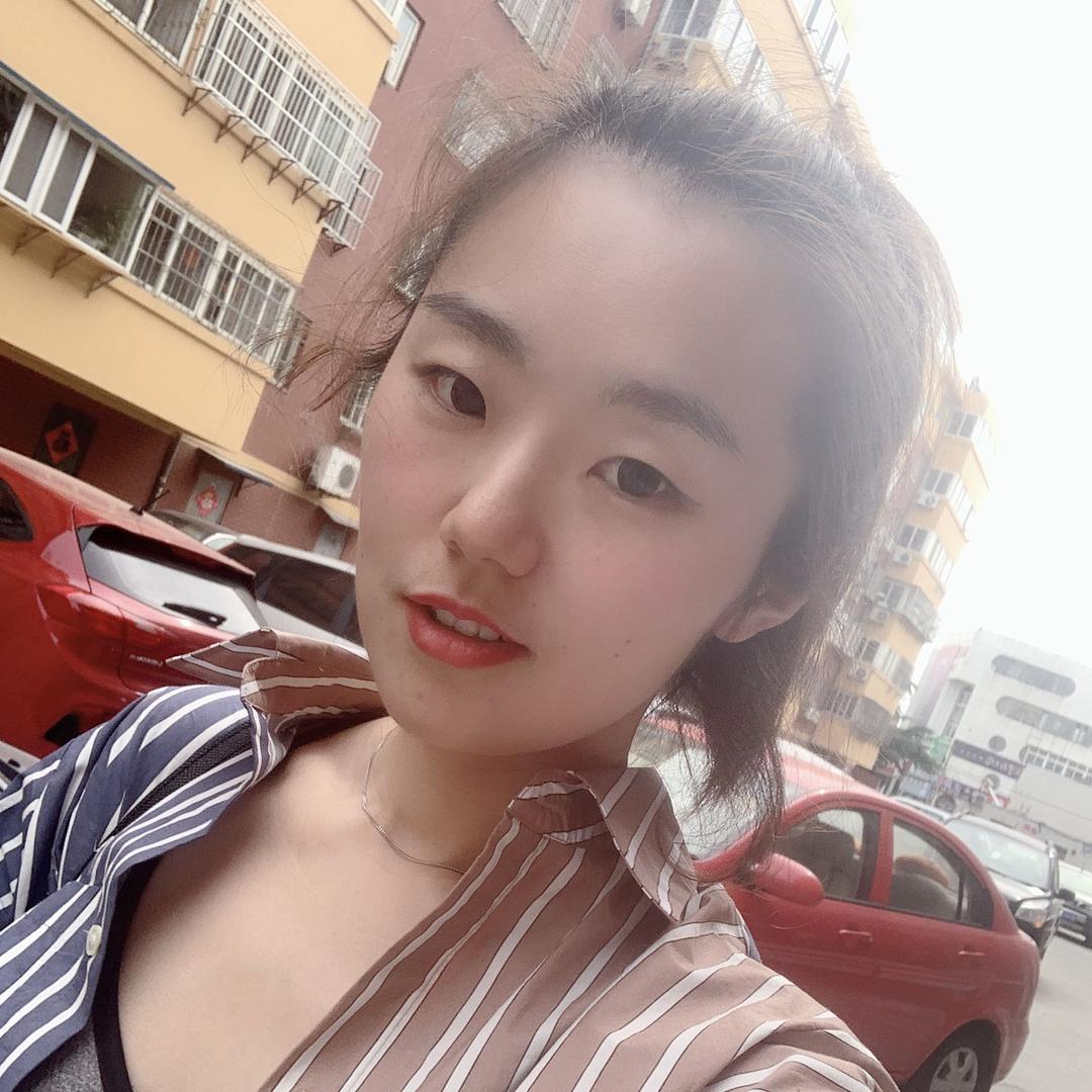 小某某——臭包子脸