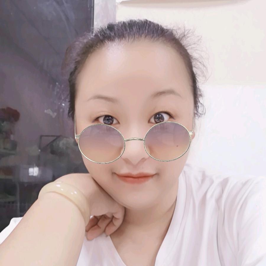 婷在此刻