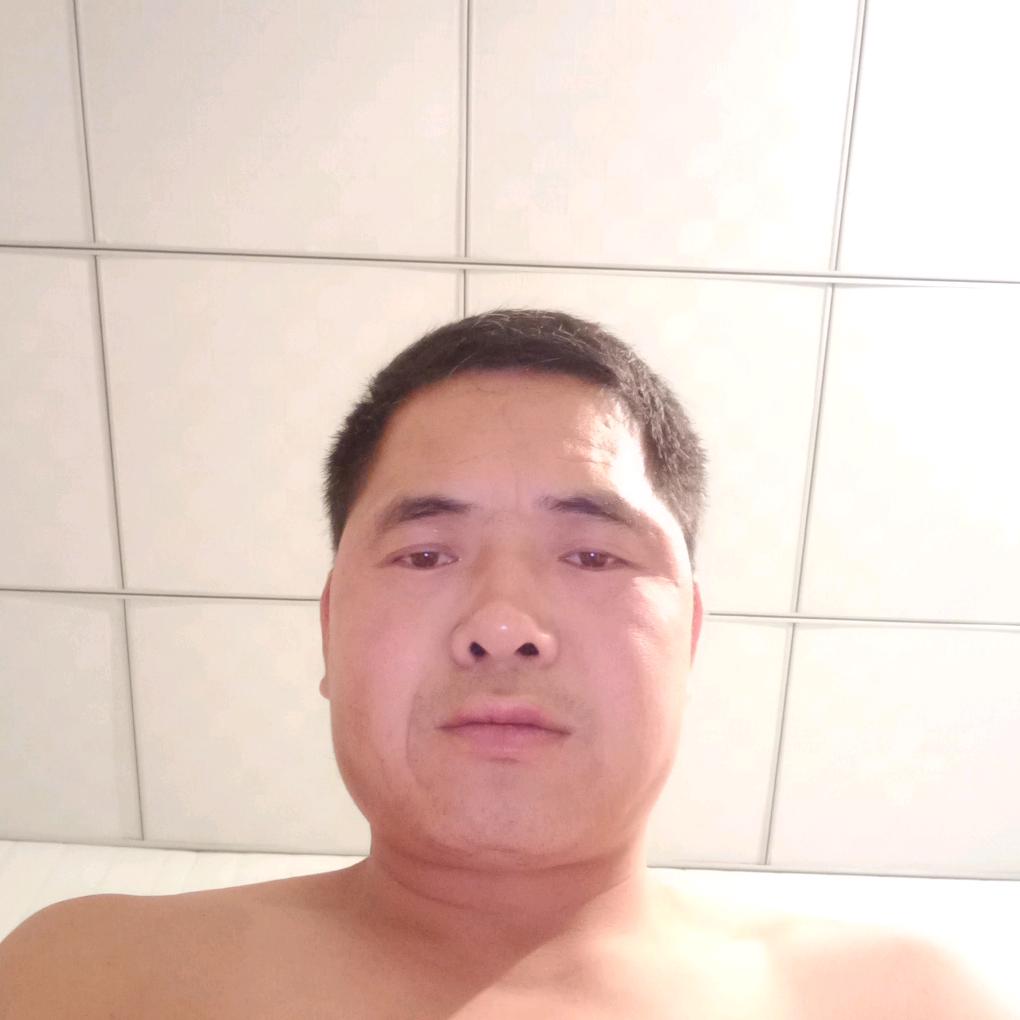 专业刮腻子喷漆