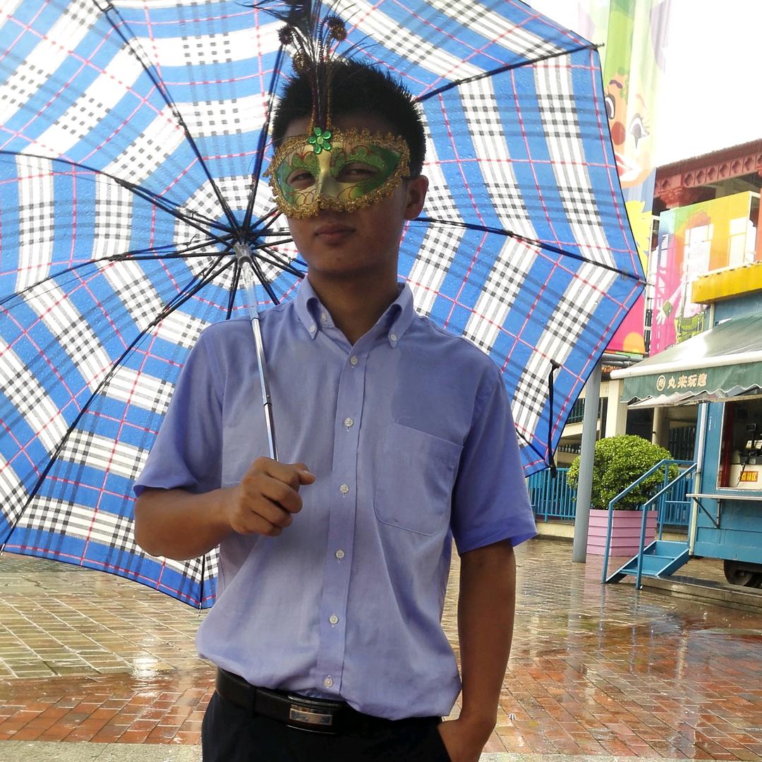 与石俱进（注塑机销售、服务）