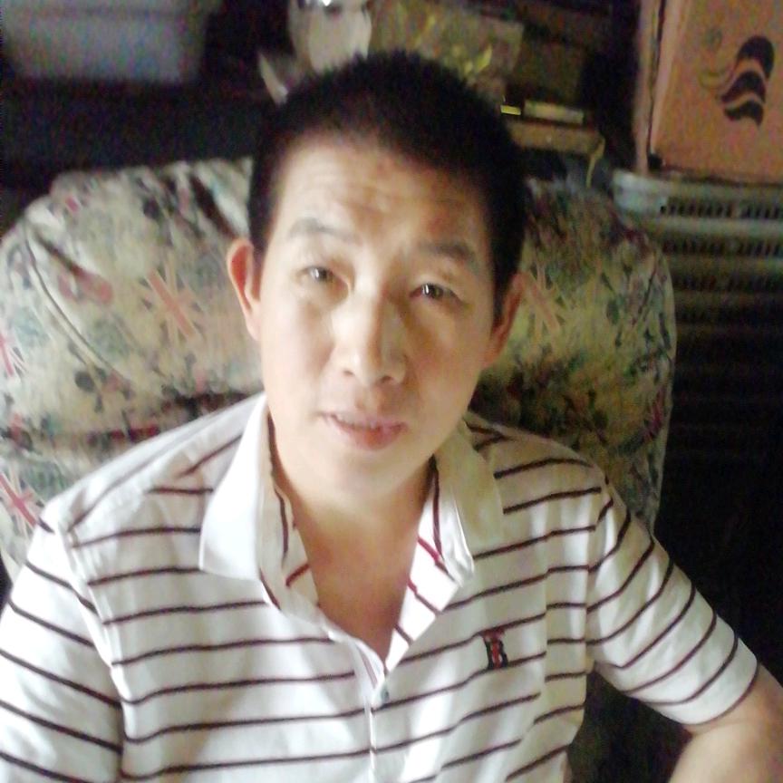 阳光明媚