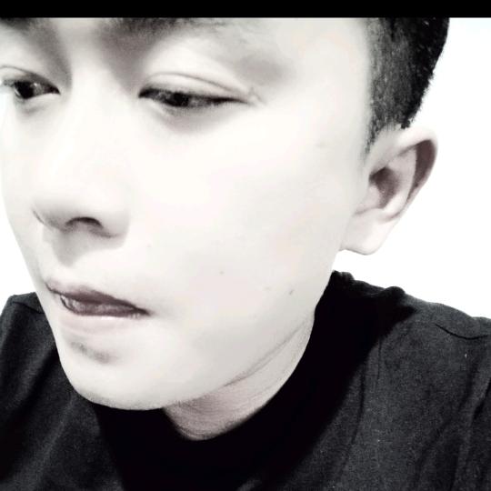 ﹉：杨先生