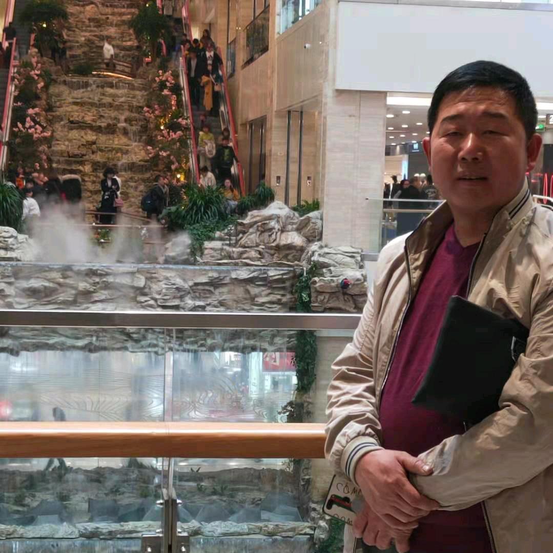 飞哥♥(｡￫v￩｡)♥