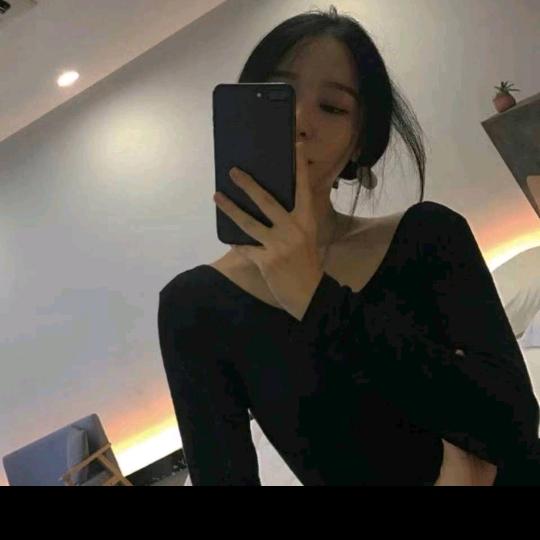 阿   真