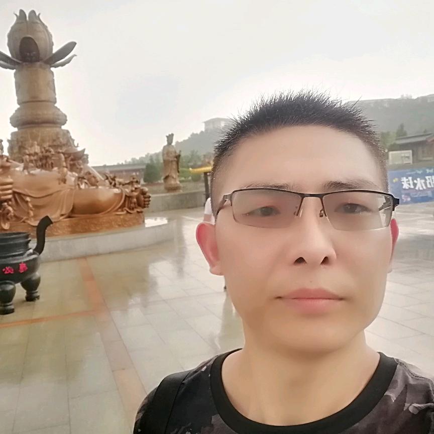 努力奋斗的80后