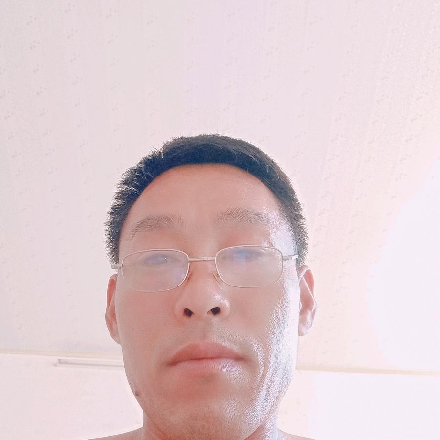 爱你的人