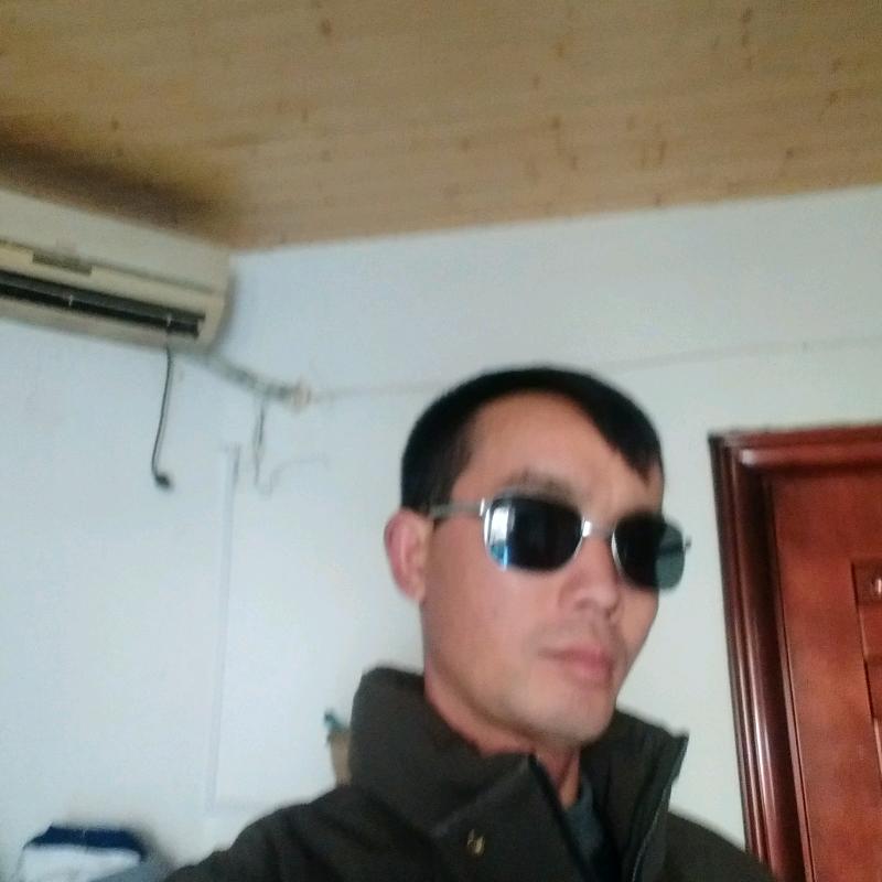 八少爷，今年39岁不小了