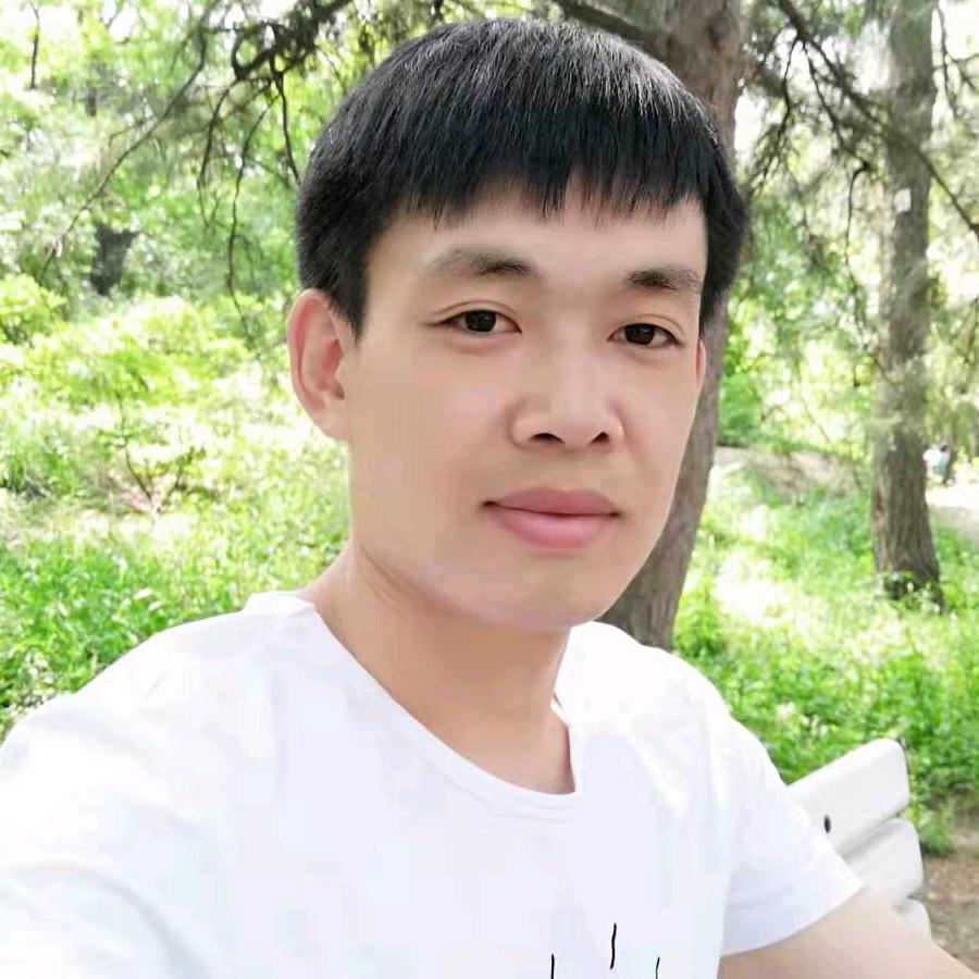 万小萌