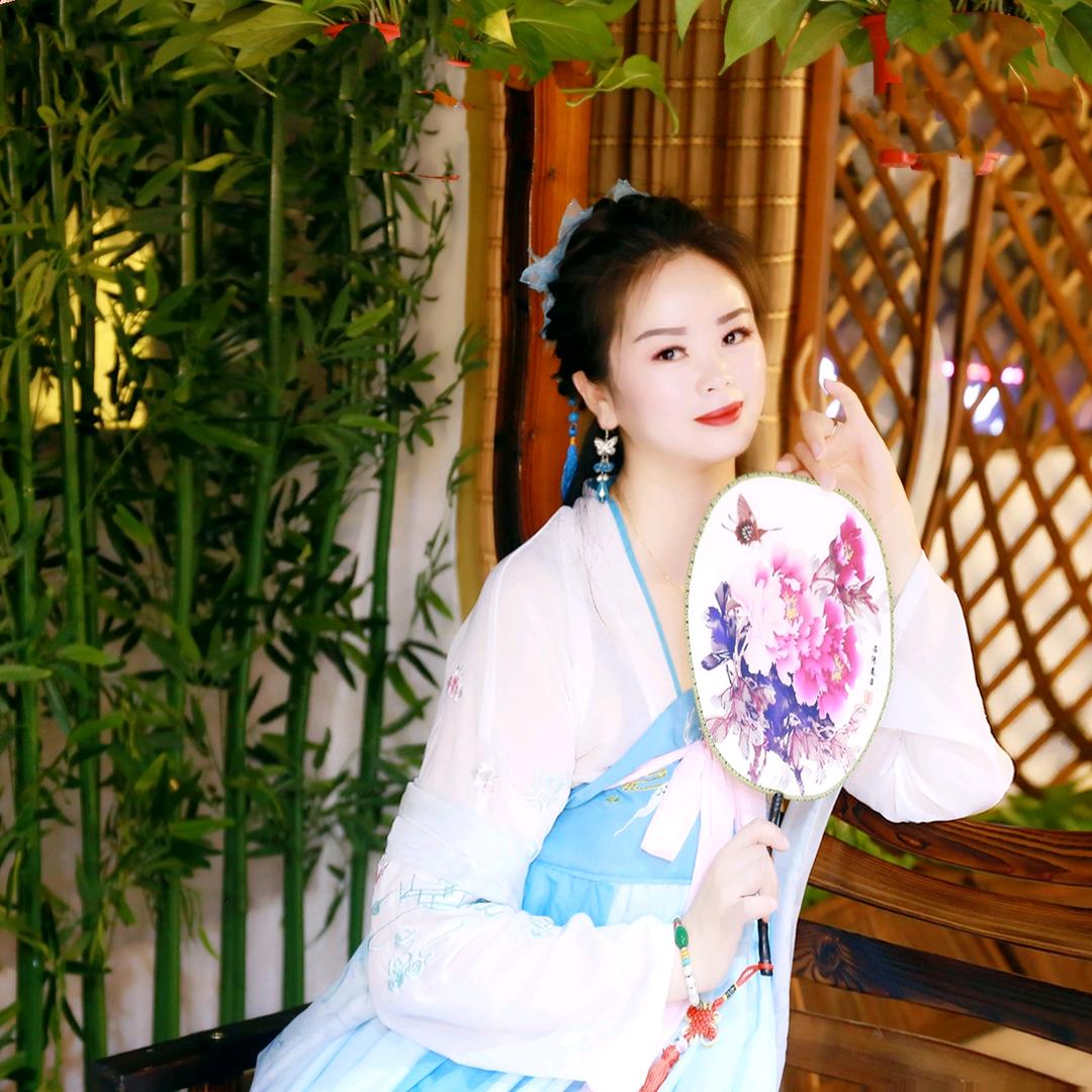 芊羽鹤