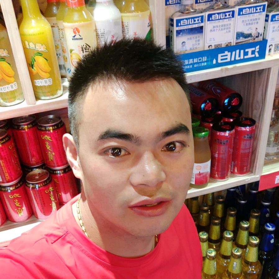 贵阳花溪小胡子特色瓦罐烤鱼店