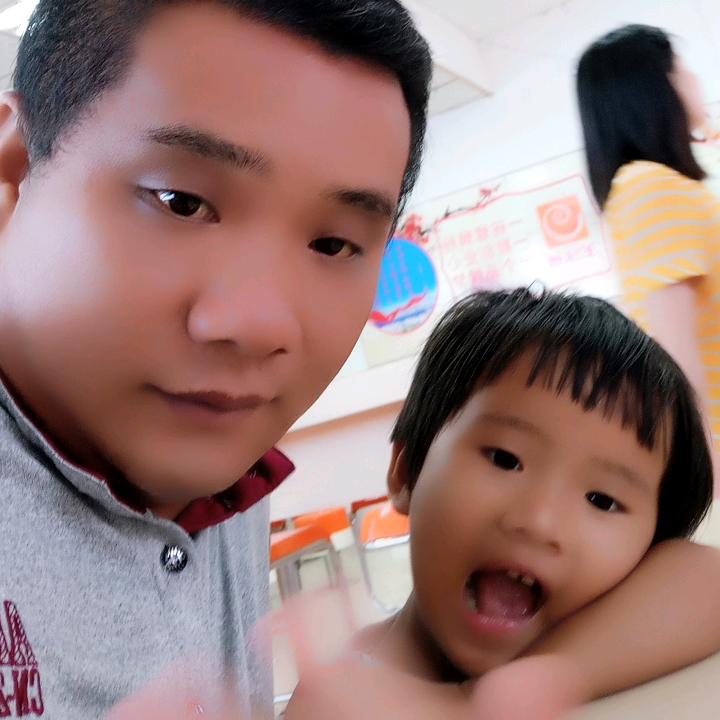 不够浪漫的过客