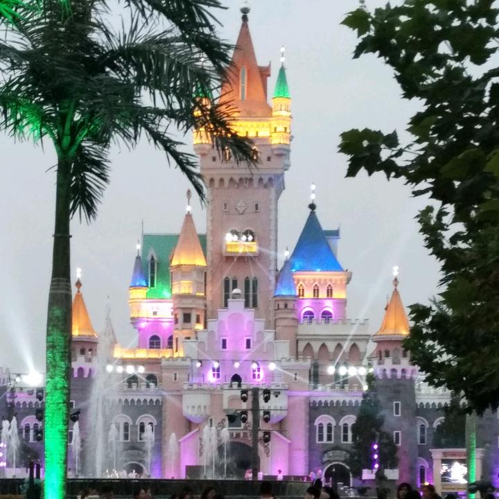 萧