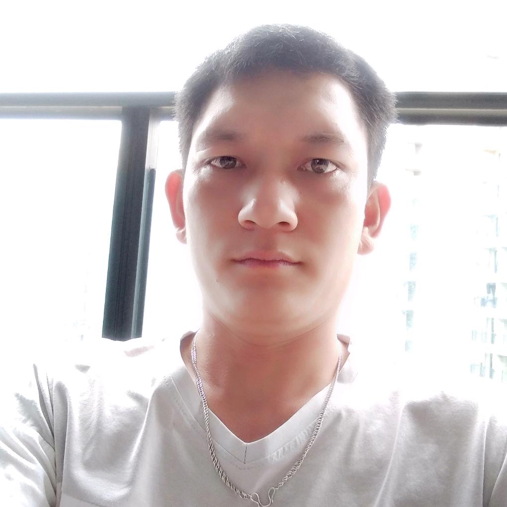 李建成。