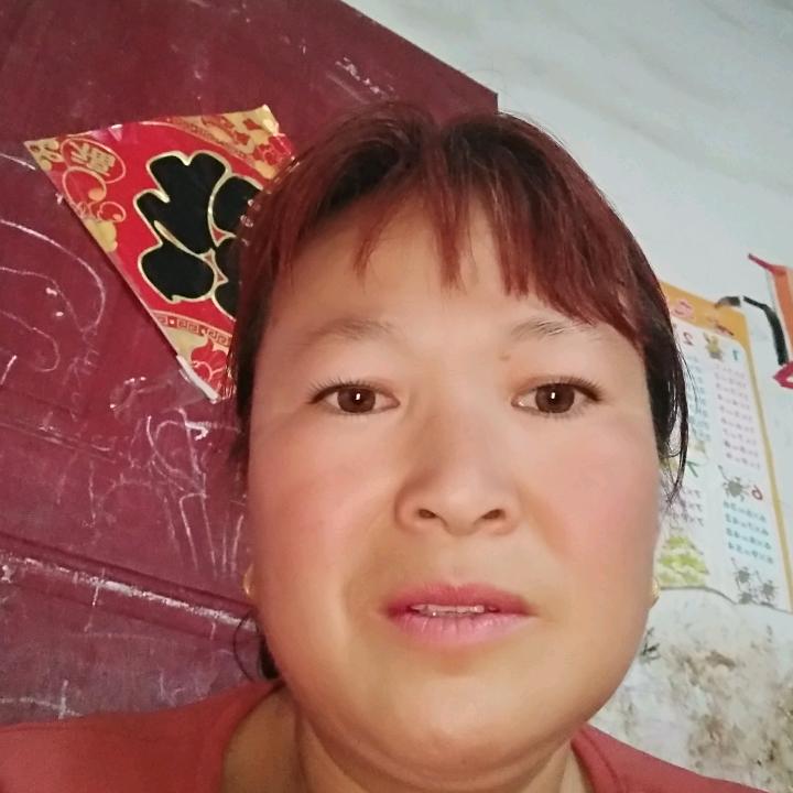 梁文英