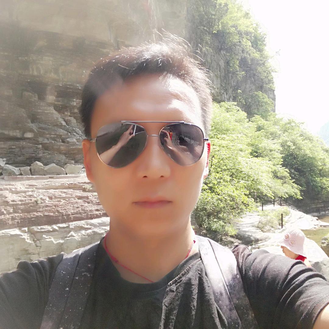 龙行天下