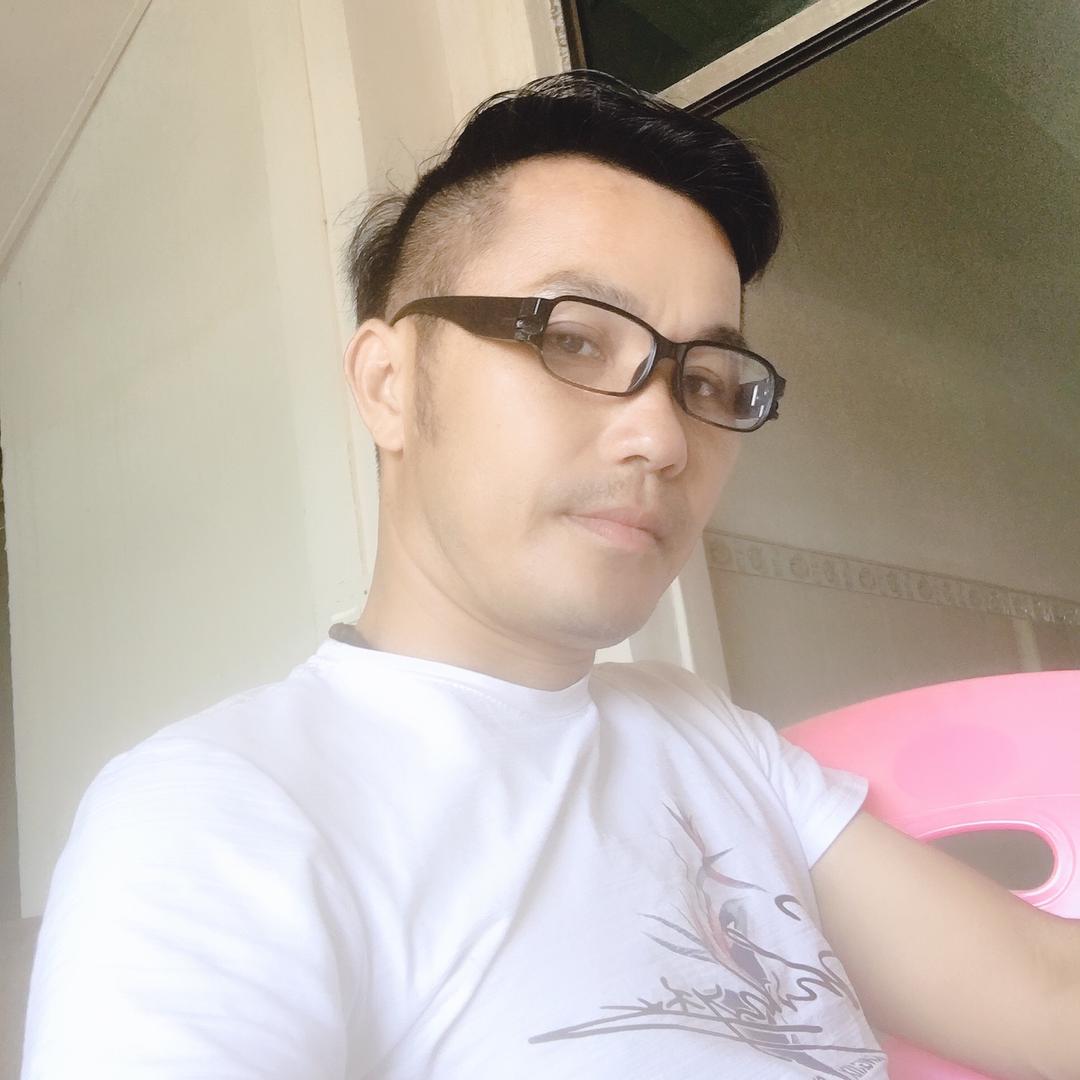 彭氏活禽批发公司。