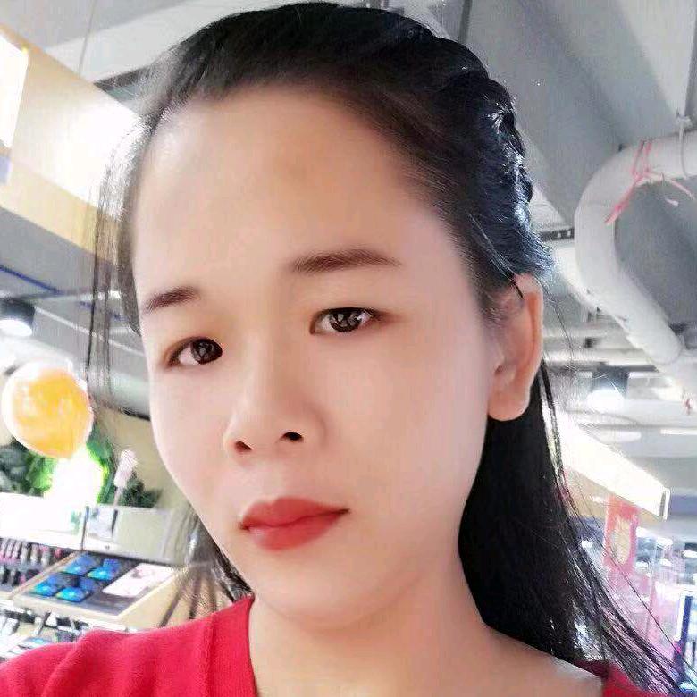 阳阳     (努力涨粉)