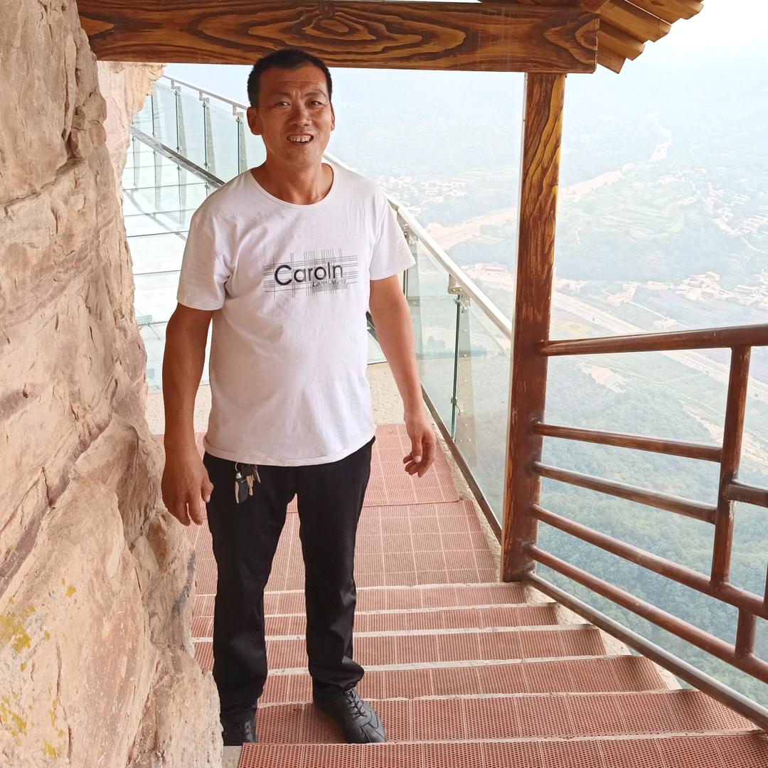 虹良水漆水包砂厂家