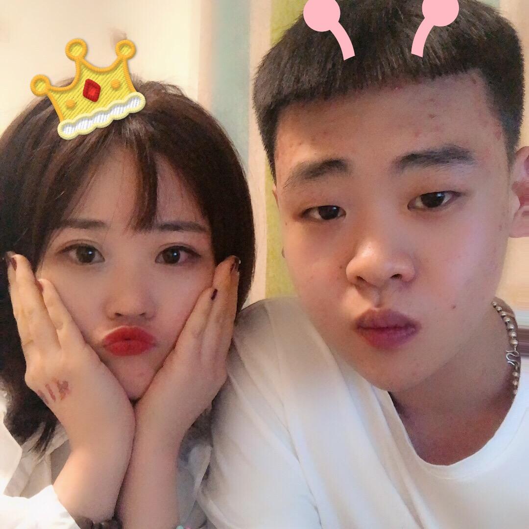 西甜搞笑姐弟@抖音