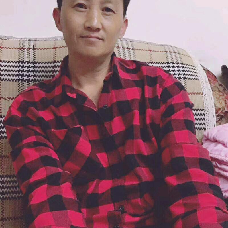 钟明三