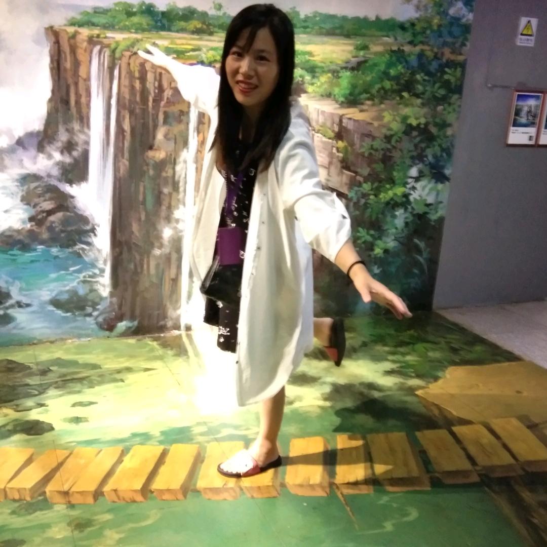 保定珠宝搭配师  吕雅丽