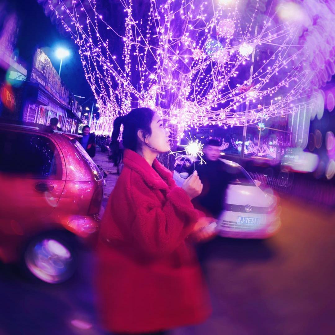 月亮姐姐J