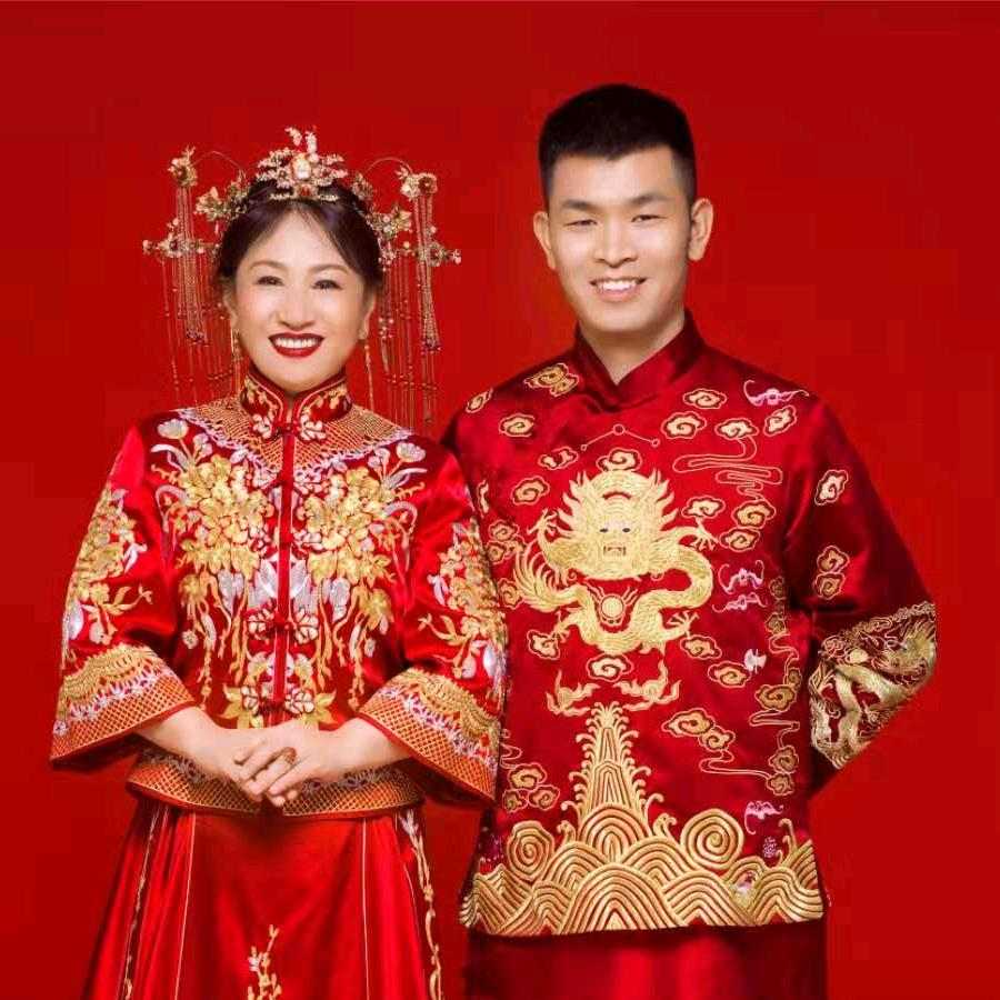 笨笨—小老公大老婆