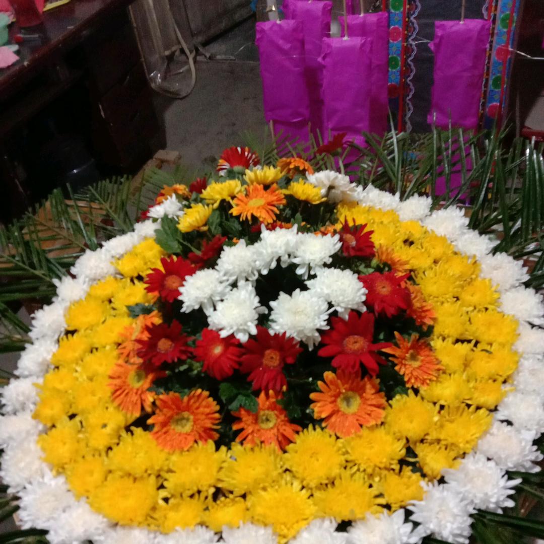王洁灵棚纸扎鲜花花圈总汇