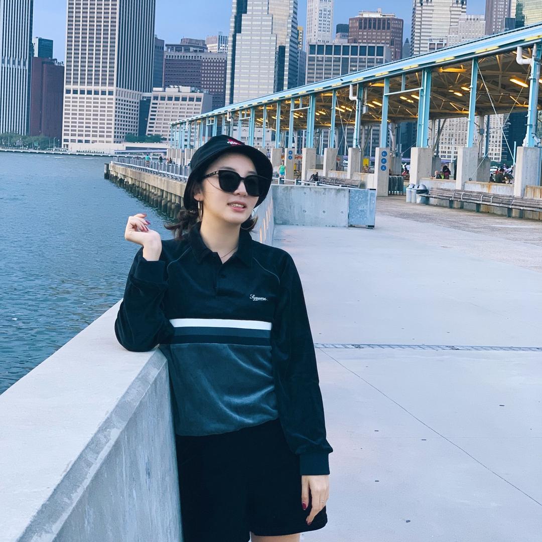 杨舒越