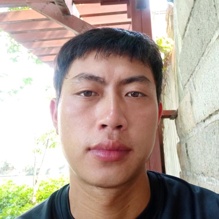 李