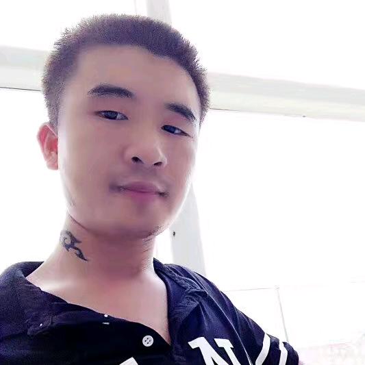会飞的🐠
