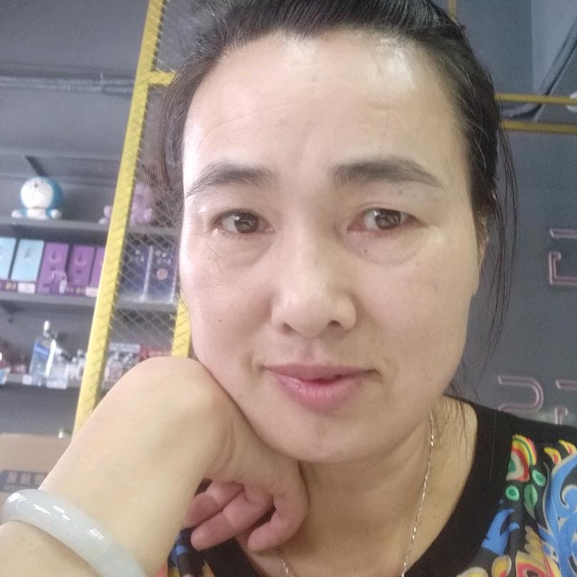 张素珍同志