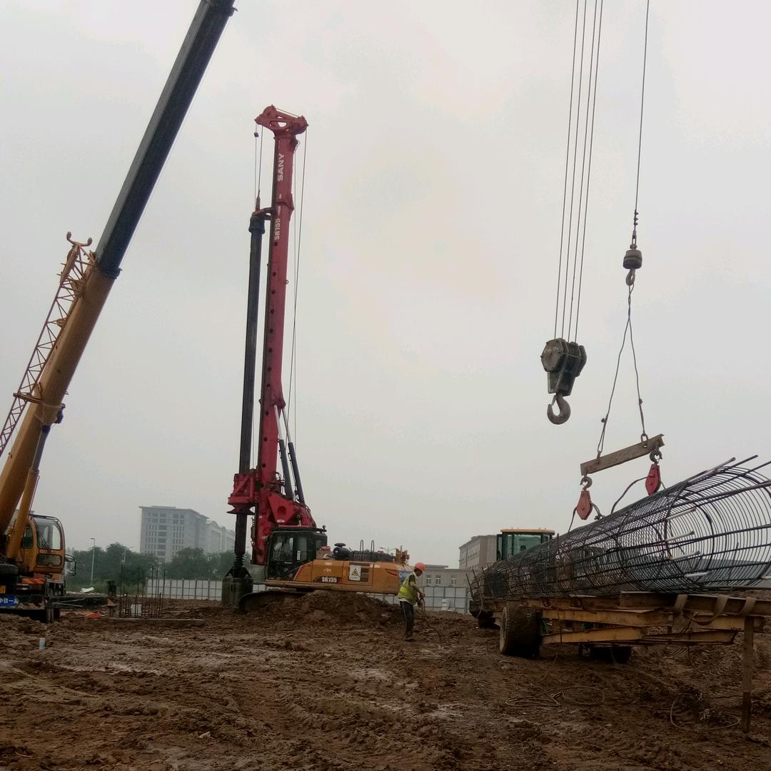 钢筋笼和灌注桩