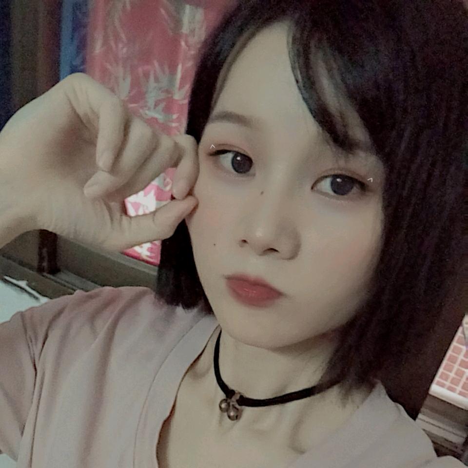 娇小