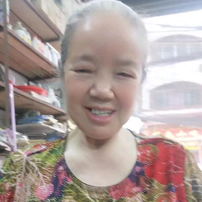 周姐