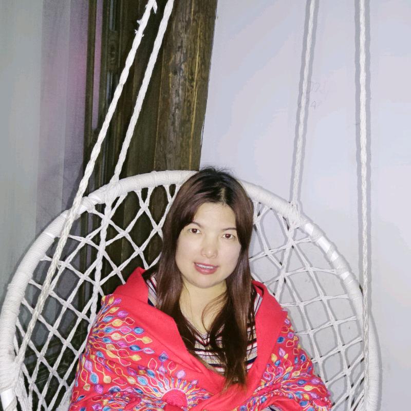 轻轻的爱🌹🌹🌹