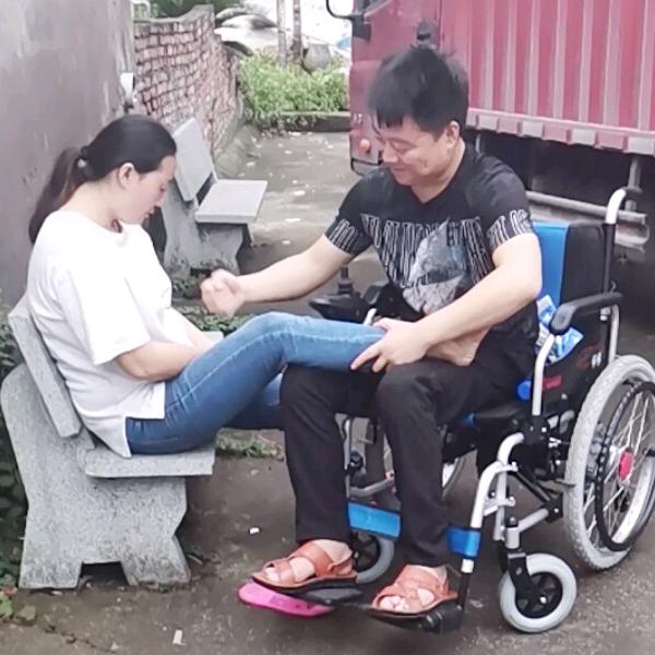 明明可以逆风飞翔