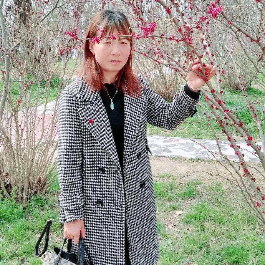 宏芳