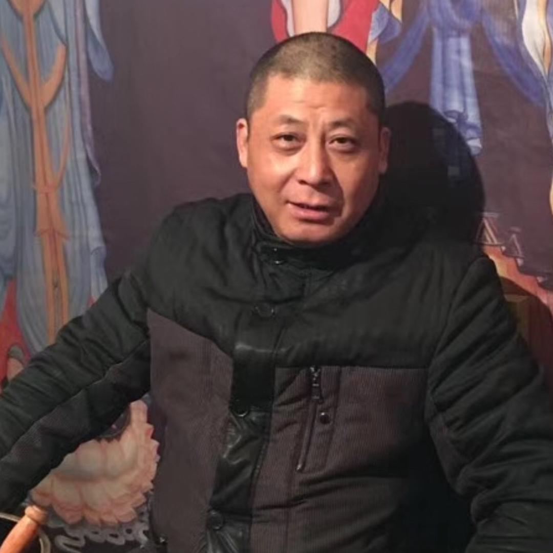 龙行天下