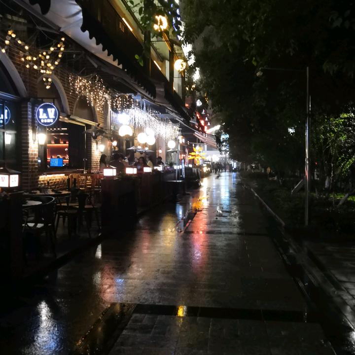 天天向上六点半